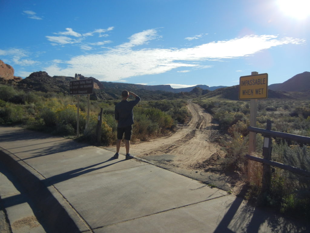 Arches National Park_Cache Valley Road